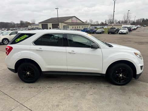 Used 2016 Chevrolet Equinox LS image 4