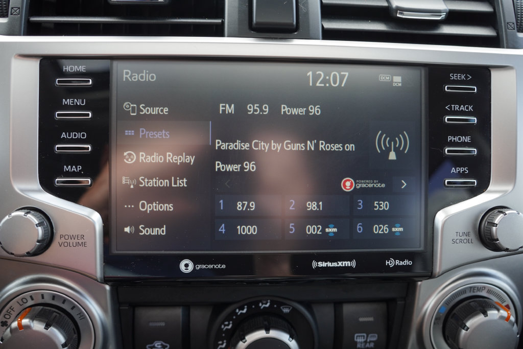 Used 2023 Toyota 4Runner SR5 Premium w/ Moonroof Package AWD/4WD image 26
