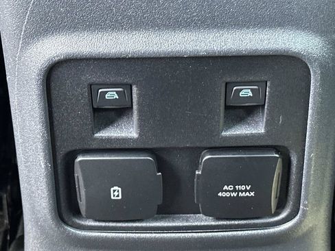 Used 2024 Ford Bronco Outer Banks AWD/4WD image 18