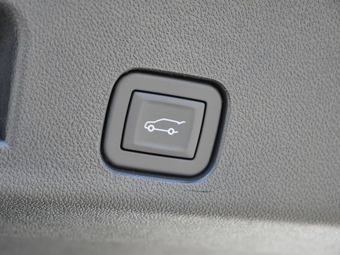 New 2026 GMC Acadia Elevation w/ Elevation Premium Package AWD/4WD image 36