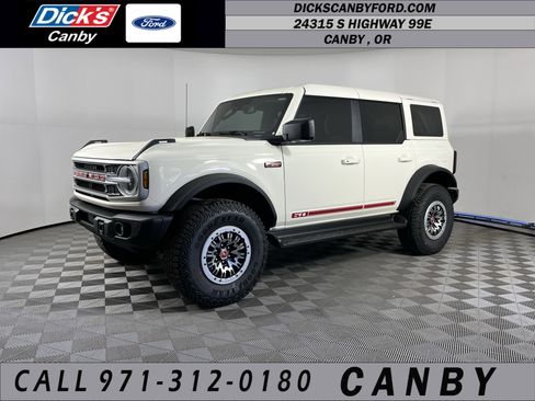 New 2026 Ford Bronco Outer Banks AWD/4WD image 1