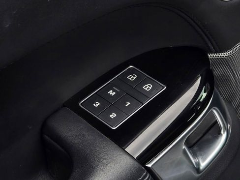 Used 2022 Land Rover Range Rover Sport HSE Silver Edition image 18