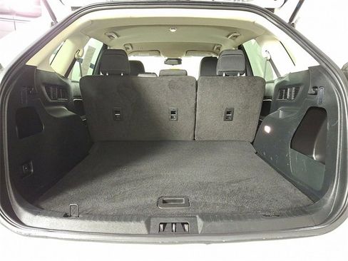 Used 2022 Ford Edge SE w/ Black Appearance Package image 28