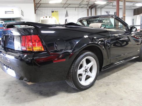 Used 1999 Ford Mustang Cobra RWD image 32