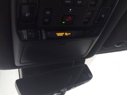 Used 2024 Lexus TX 500h AWD image 14