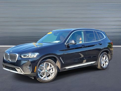 Used 2024 BMW X3 sDrive30i w/ Premium Package image 1