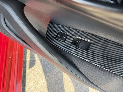 Used 2022 Toyota Corolla LE FWD image 28