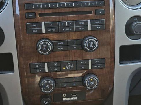 Used 2010 Ford F150 Lariat AWD/4WD image 24