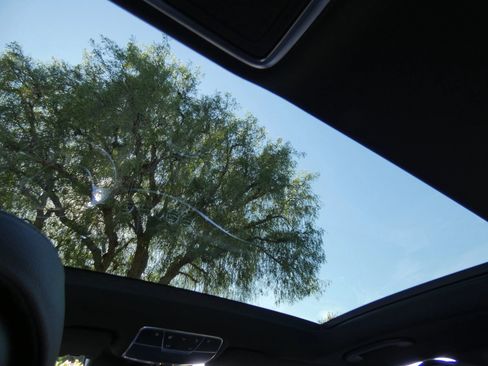 Used 2015 Mercedes-Benz S 550 Sedan image 49