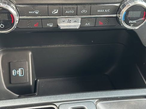 Used 2021 Ford F150 XLT w/ Equipment Group 302A High image 25