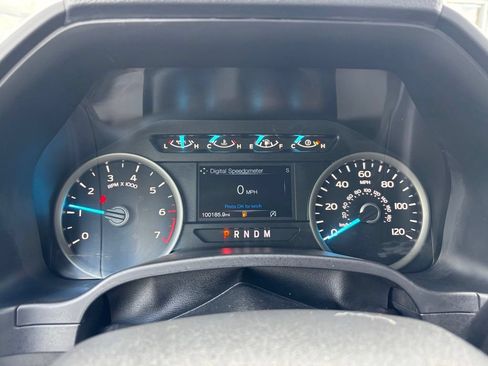 Used 2019 Ford F150 XLT w/ Equipment Group 302A Luxury AWD/4WD image 15