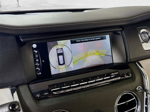 Used 2021 Rolls-Royce Cullinan image 20