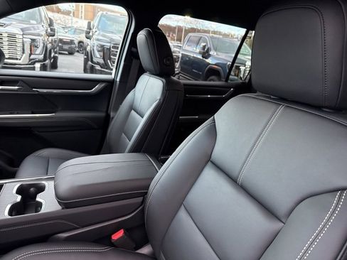 New 2026 GMC Acadia Elevation image 13