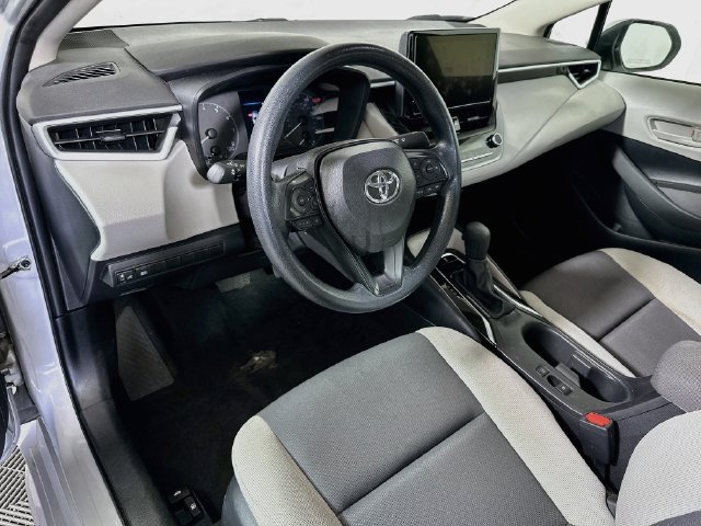 Certified 2025 Toyota Corolla LE FWD image 10
