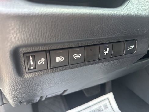 Used 2025 Toyota RAV4 XLE Premium w/ Weather Package AWD/4WD image 23