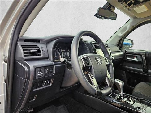 Used 2023 Toyota 4Runner TRD Off-Road AWD/4WD image 10
