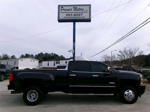 Used 2019 Chevrolet Silverado 3500 High Country w/ Duramax Plus Package image 1