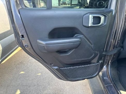 Used 2023 Jeep Wrangler Unlimited Sport AWD/4WD image 10