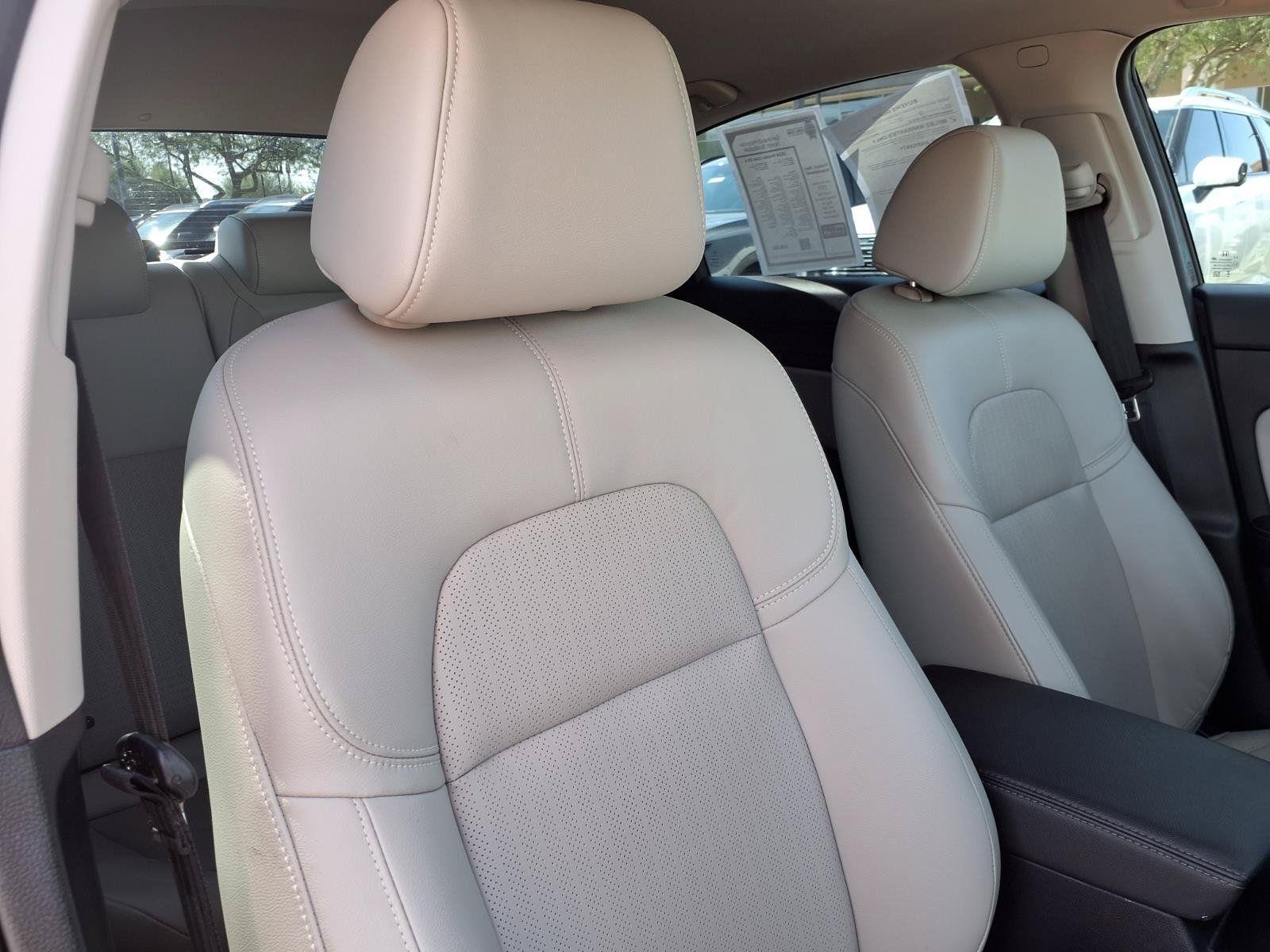 Used 2024 Honda Civic EX-L image 12