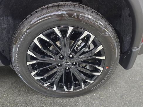 New 2026 Nissan Rogue Dark Armor AWD/4WD image 32