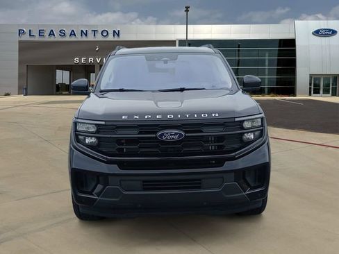 Certified 2025 Ford Expedition Max Active RWD image 8