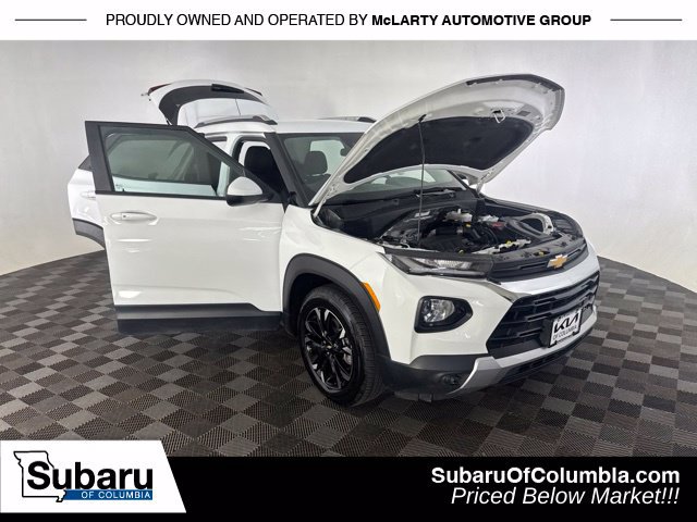 Used 2023 Chevrolet TrailBlazer LT FWD image 17