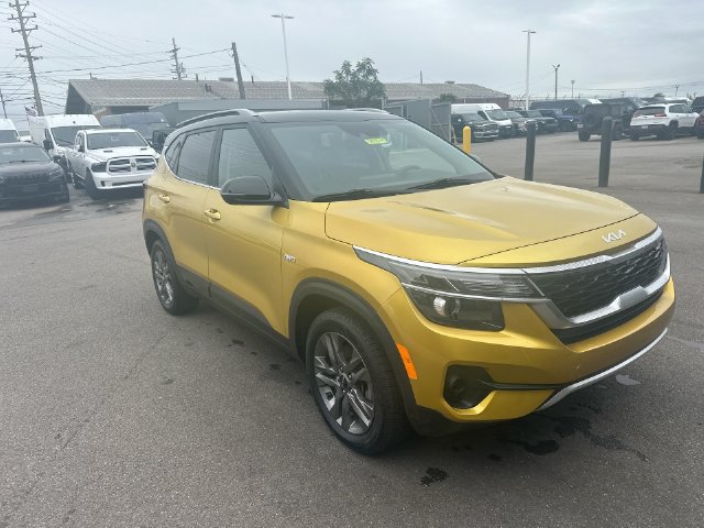 Used 2023 Kia Seltos S AWD/4WD image 12