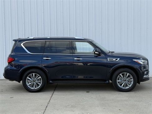Used 2024 INFINITI QX80 Luxe image 3
