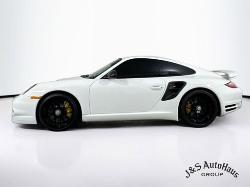 Used 2013 Porsche 911 Turbo S AWD/4WD image 4
