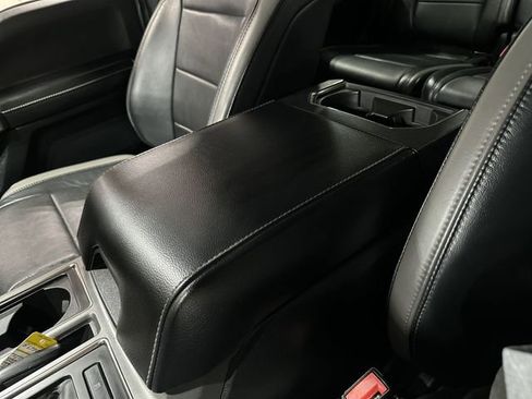 Used 2018 Ford F150 Raptor w/ Equipment Group 802A Luxury image 27