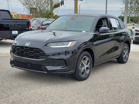 Certified 2024 Honda HR-V EX-L image 3