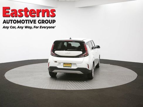 Used 2023 Kia Soul LX w/ Option Group 015 image 37