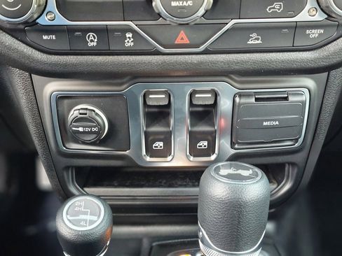 New 2026 Jeep Wrangler Sport AWD/4WD image 17