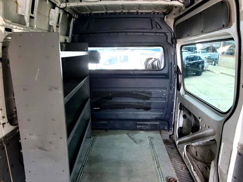 Used 2008 Dodge Sprinter 2500 image 16
