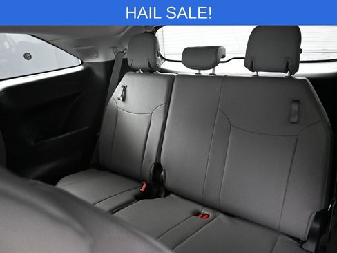 Used 2025 Toyota Sienna XLE w/ XLE Plus Package image 30