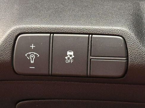 Used 2024 Hyundai Elantra SEL image 26