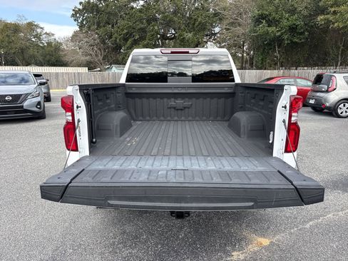 Used 2024 Chevrolet Silverado 1500 RST AWD/4WD image 30