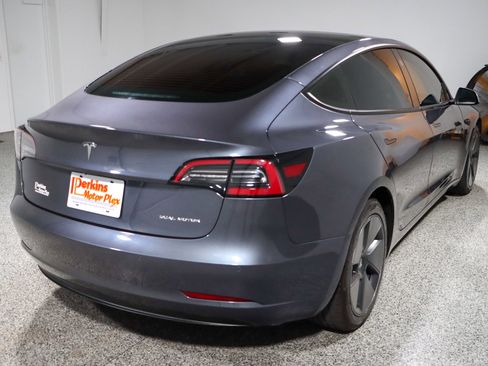 Used 2021 Tesla Model 3 Long Range AWD/4WD image 7