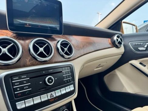 Used 2018 Mercedes-Benz GLA 250 4MATIC image 34