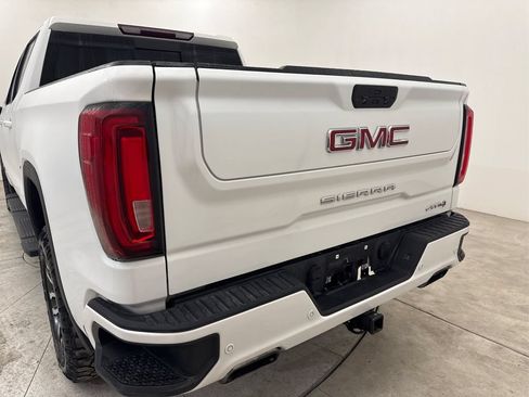 Used 2020 GMC Sierra 1500 AT4 w/ Off-Road Performance Package AWD/4WD image 20