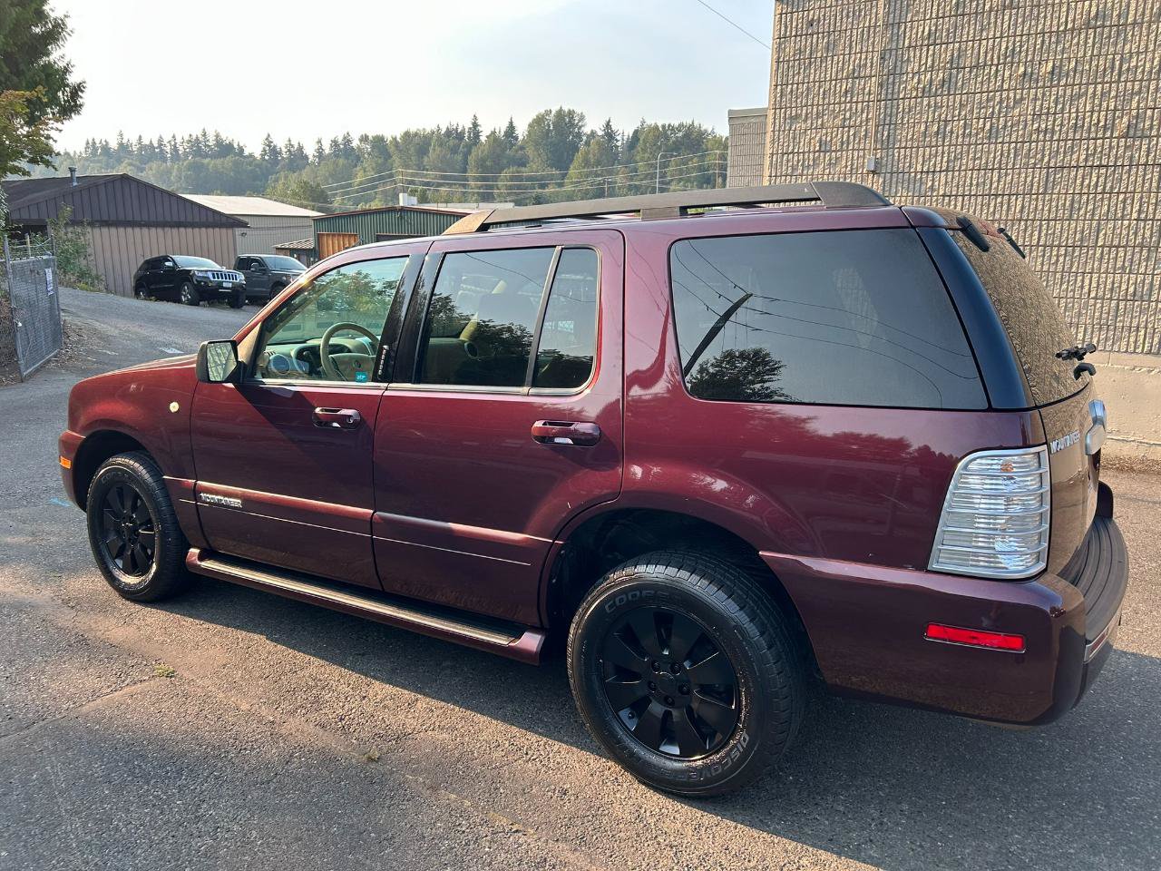 Used 2007 Mercury Mountaineer AWD image 6