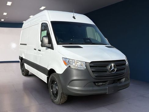 New 2026 Mercedes-Benz Sprinter 144 Cargo image 4