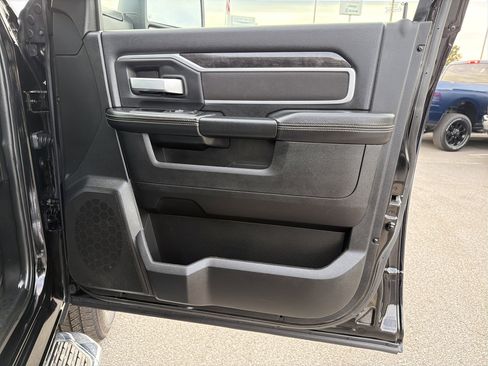 Used 2024 RAM 2500 Big Horn w/ Bed Utility Group image 15