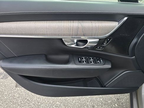 Used 2021 Volvo S90 T6 Inscription image 45