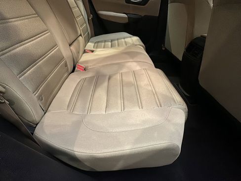 Used 2017 Honda CR-V LX image 17