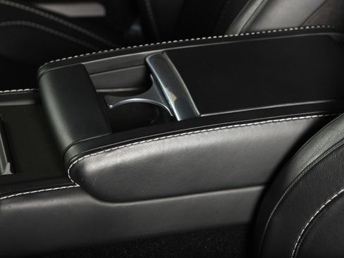 Used 2015 Aston Martin V8 Vantage GT RWD image 26