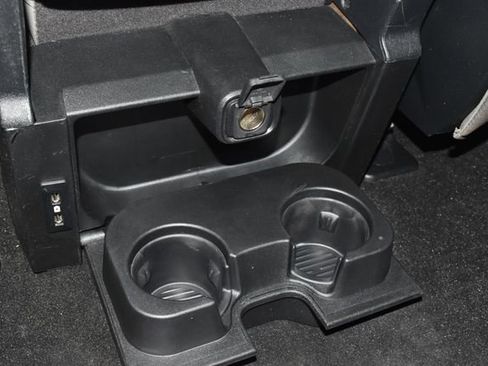 Used 2020 Ford F150 XLT image 33