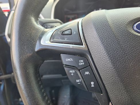 Used 2020 Ford Edge SEL w/ Convenience Package AWD/4WD image 14