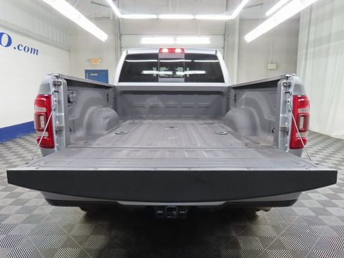 Used 2022 RAM 3500 Laramie image 33