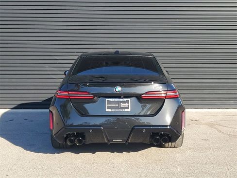 Used 2025 BMW M5 Base w/ Executive Package image 6